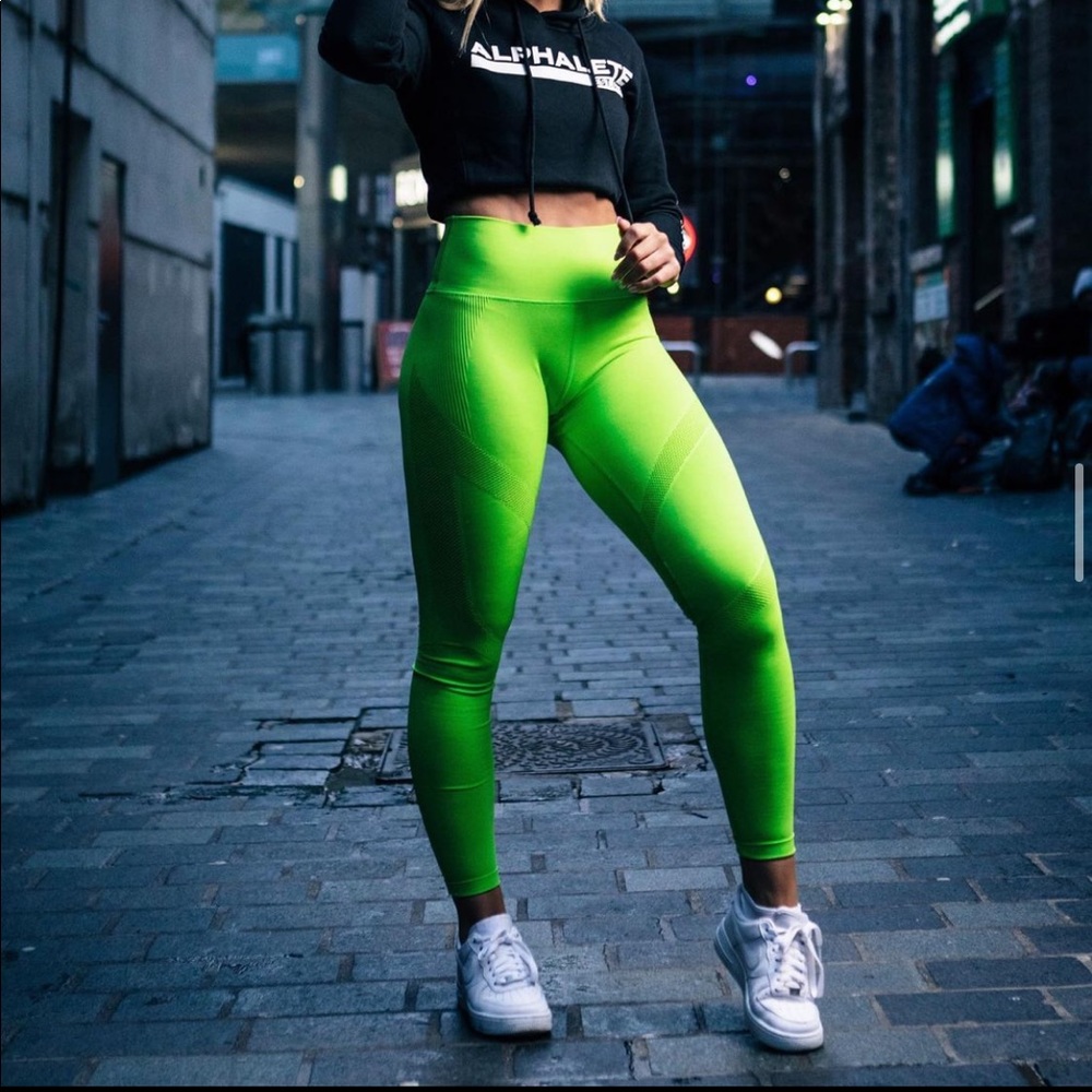 Alphalete legging